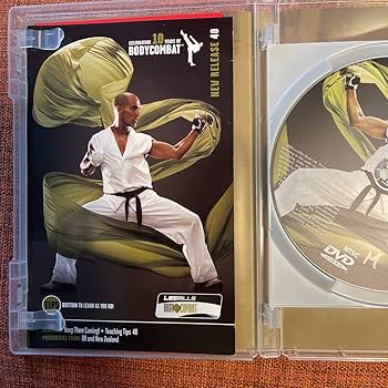 レズミルズ【BODYCOMBAT40】CD DVD レア版 レズミルズ【BODYCOMBAT40】CD DVD レア版